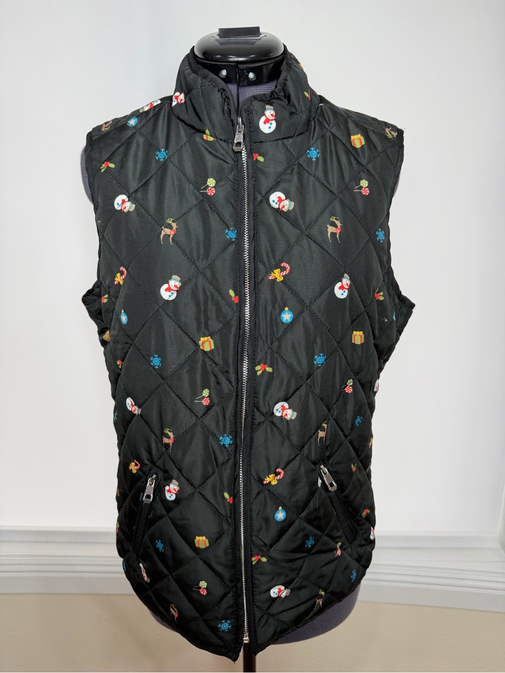 jason maxwell Black Quilted Holiday Vest with Festive Motifs